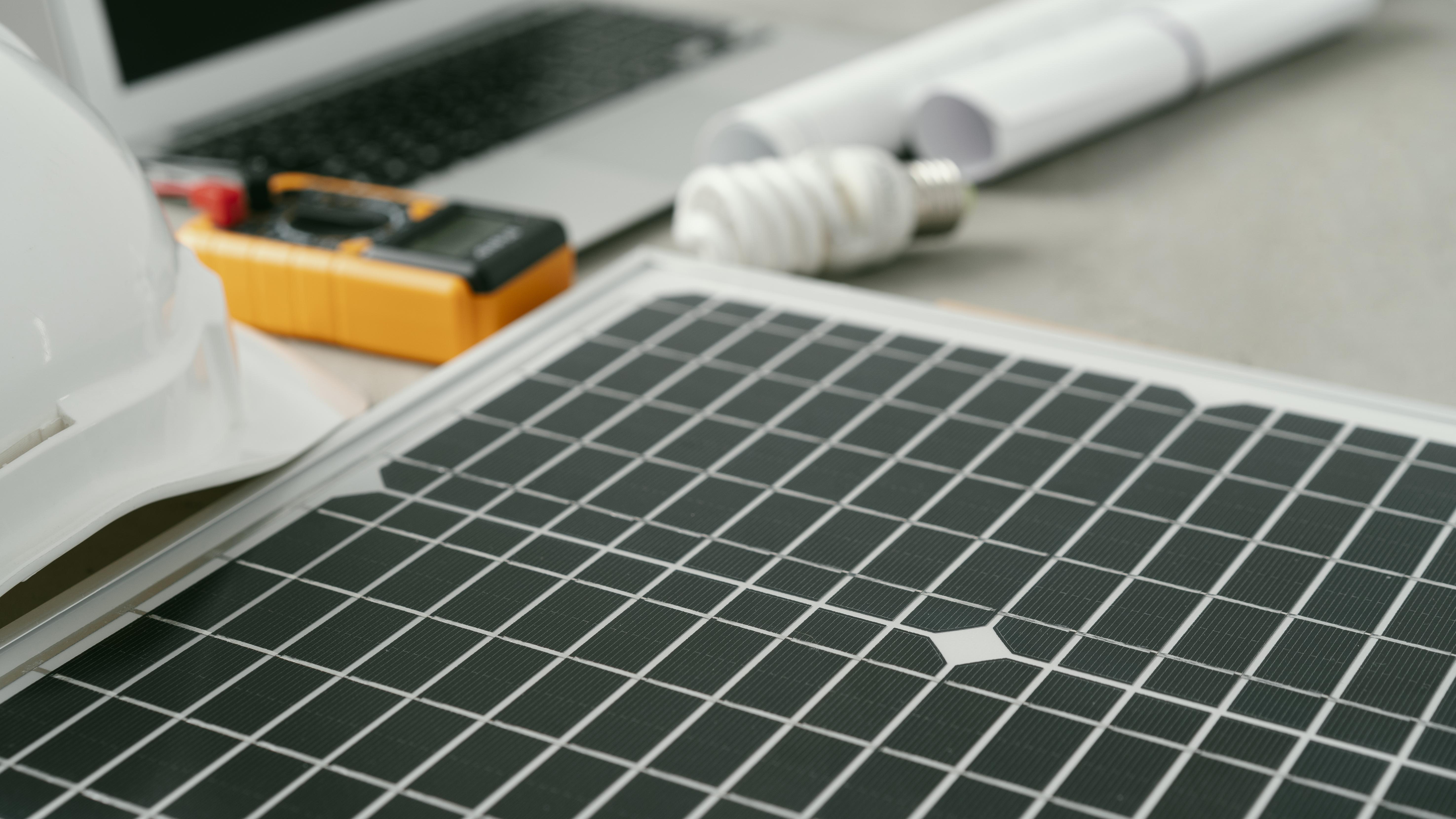Solar North | Is a Battery Worth Adding to My Solar Panels?